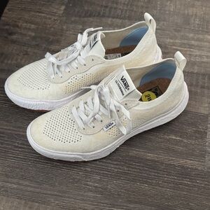 Vans Off-White Knit Sneakers - ultra range